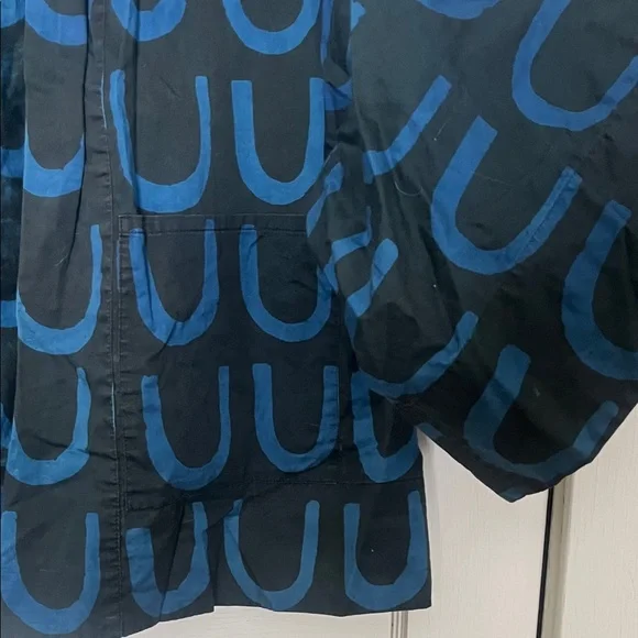 Custom Black and Blue Graphic Cape / Kimono - Picture 4 of 6